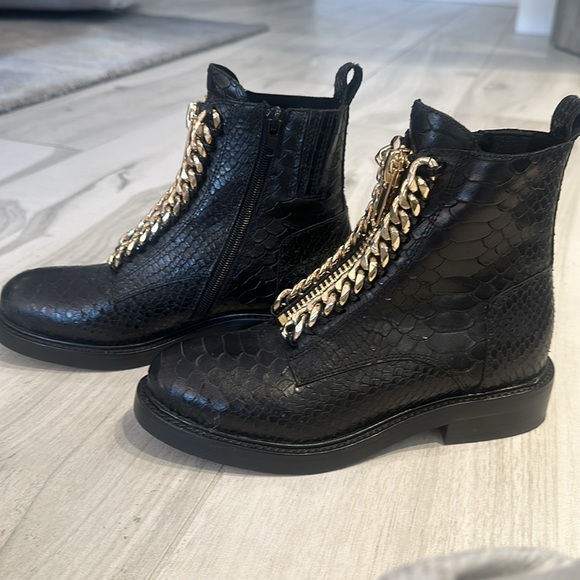 Jeffrey Campbell Snakeskin Chainlink Boots Size 5 - Picture 2 of 7